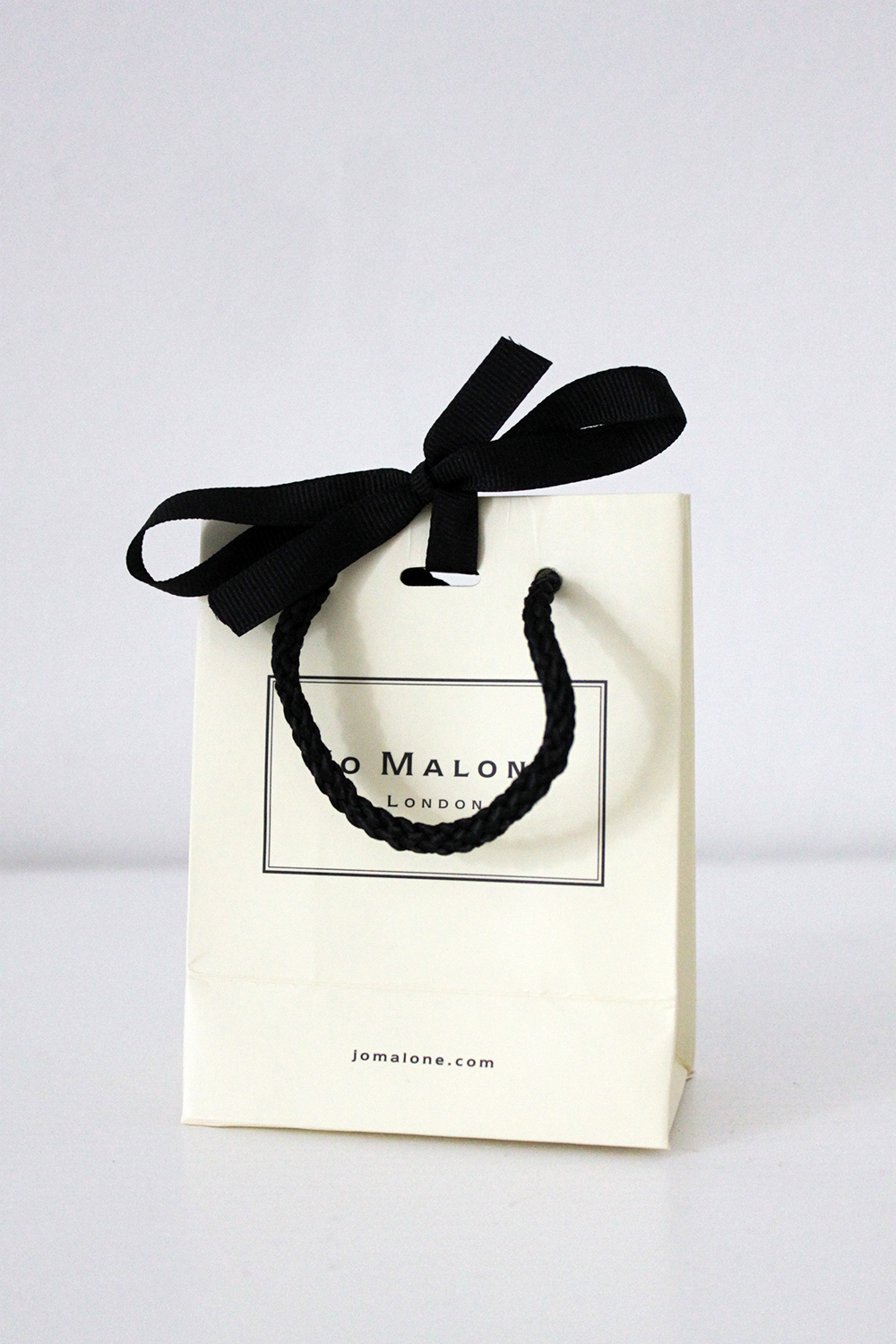 who is mocca, fashionblog tirol, beautyblog tirol, interiorblog tirol, jo malone, body creme grapefruit, parfuemgefluester