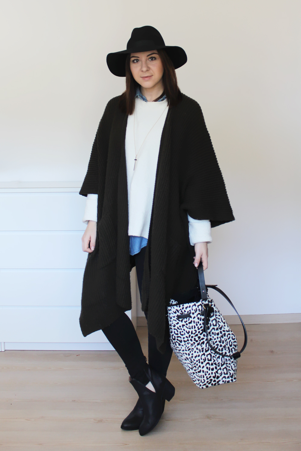 who is mocca, blogger tirol, fashionblog, weekly wardrobe review, outfit review, alltagsoutfits, everyday look, bürooutfit