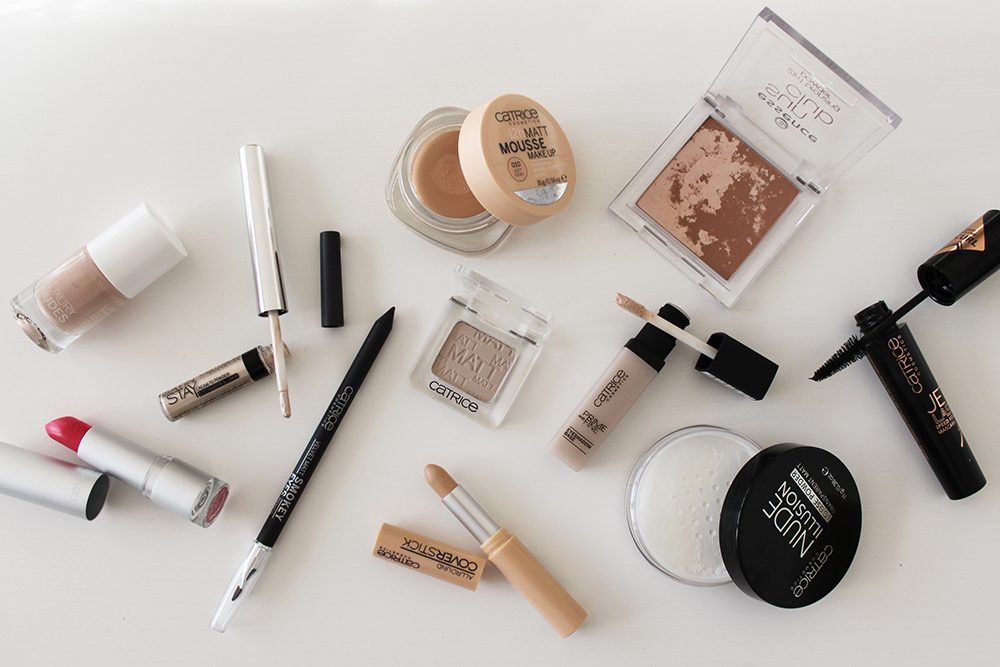 who is mocca, beautyblog, tirol, blogger, fedora, hut, boohoo, catrice, essence, makeup, amu, schminken, tutorial, face of the day, neue collection fruejahr summer 2015