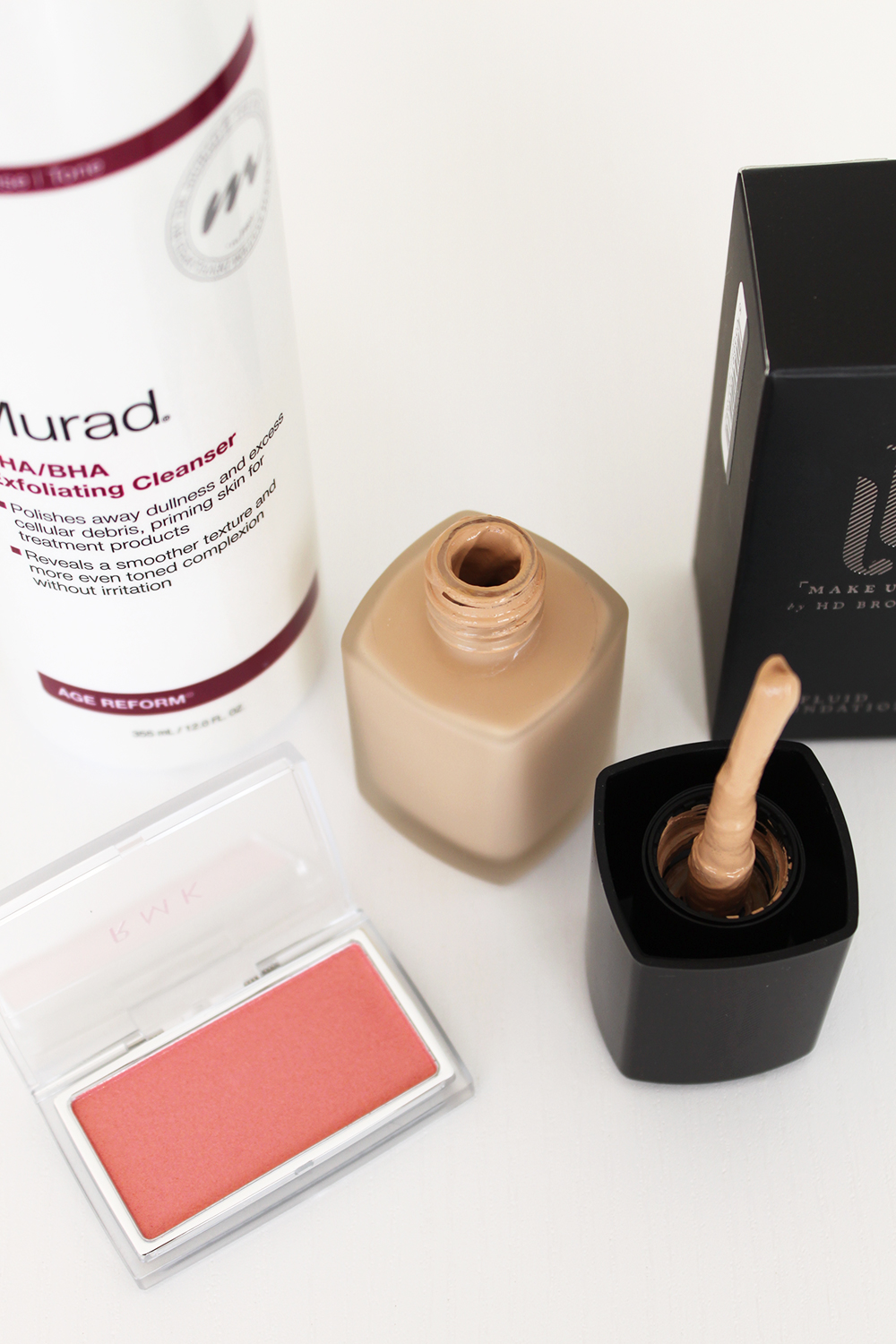 who is mocca, fashionblog, beautyblog, blogger tirol, austria, oesterreich, makeup, pflege, routine, cleanser, Review: RMK Powder Cheeks, Make-Up by HD Brows Flüssigfoundation und Murad Exfoliating Cleanser