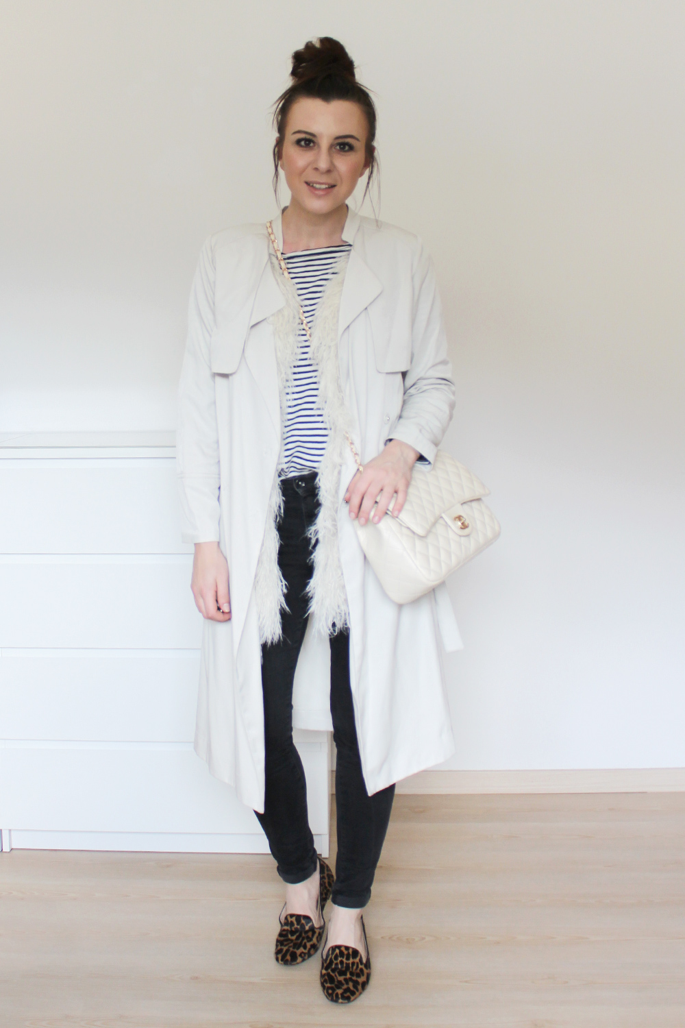 who is mocca, blogger, tirol, outfit, ootd, fashionblogger, weekly wardrobe review, alltagsoutfit, everyday look, inspiration, wie kombiniere ich, how to style, chanel jumbo, chloe susanna boots, balenciaga motorcycle bag, boyfriend jeans, pumps, kleiderkreisel, whoismocca.me