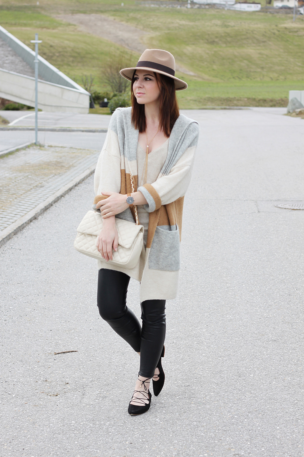 who is mocca, blogger, tirol, tirolerin, fashionblog, strappy ballerinas sarenza, aquazzura, topshop, cardigan, fedora, primark, chanel jumbo beige, koerperschmuck, forever21 