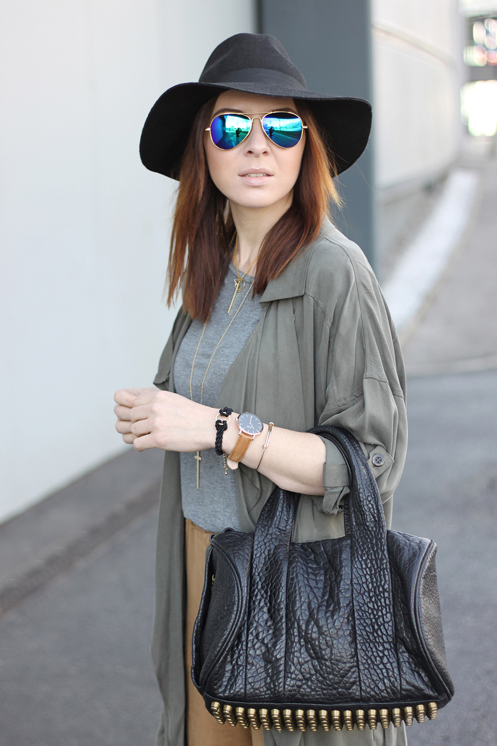 who is mocca, blogger, tirol, modeblog österreich, fashionblog, culottes kombinieren, pumps mango, alexander wang rocco bag, trench coat, esprit basic shirt grau, fedora, topshop, zalando, sonnenbrille, armcandy, whoismocca.me