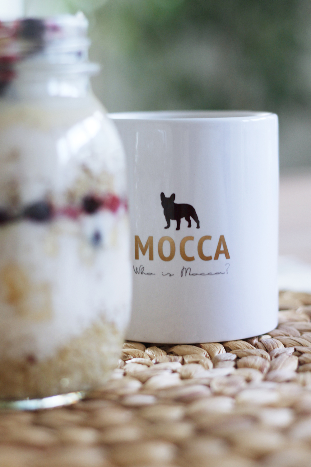 who is mocca, blog, tirol, innsbruck, food, rezept, veganes frühstück, what vegans eat, quinoa, mandamus, rezept frühstück vegan, beeren, sojajoghurt, whoismocca.me