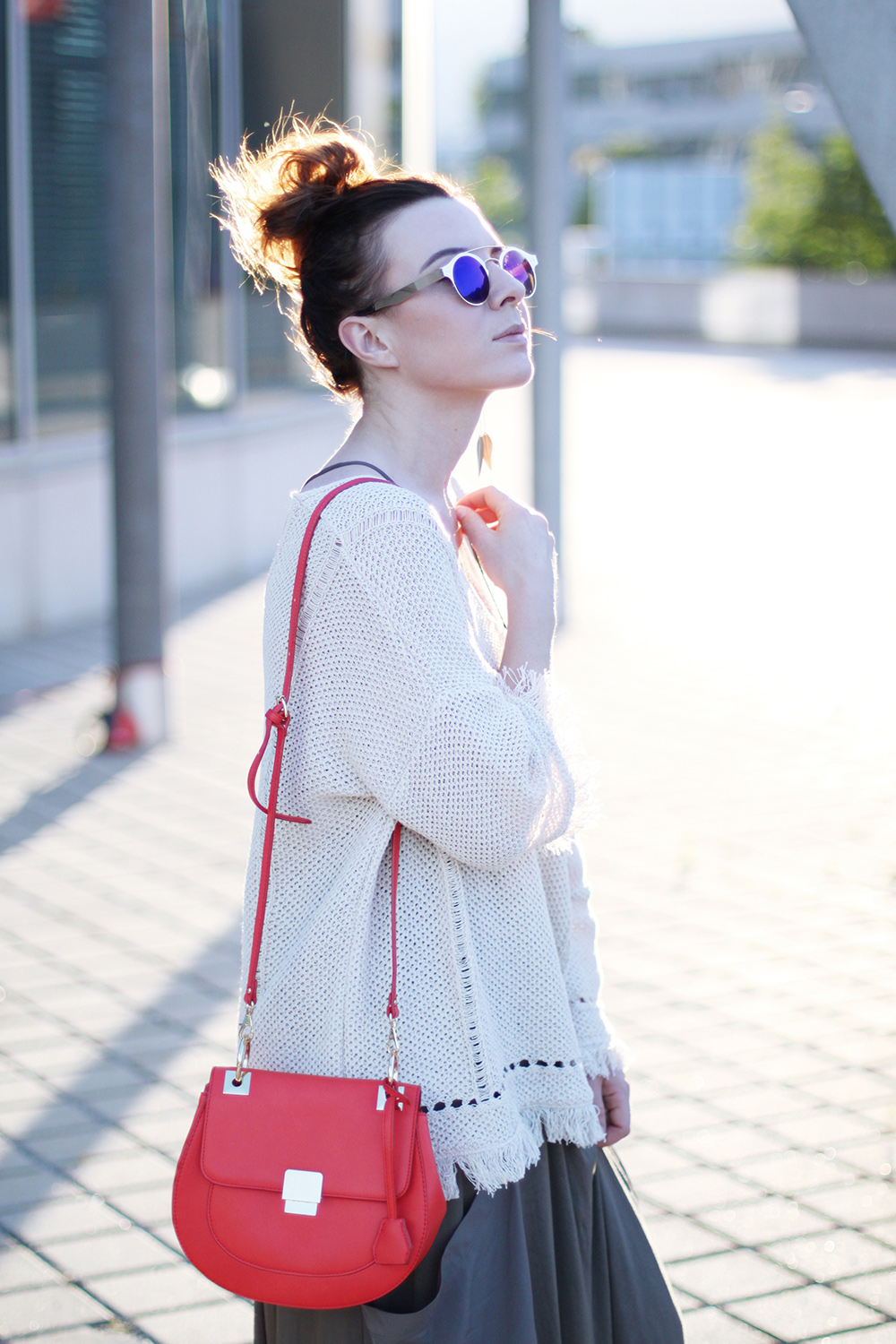 who is mocca, blog, tirol, innsbruck, austrianblogger, olympia world innsbruck, frenchie, boho, espadrilles, outfit kombinieren, aldo tasche chloe lookalike, spitfire sonnenbrille dior so real lookalike, mango pullover fransen, messy bun