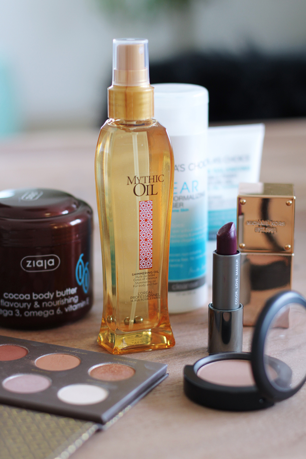 who is mocca, modeblog, fashionblog, beautyblog, herbst pflegeprodukte, herbst beautyprodukte, schminkprodukte herbst, ziaja, zoeva, loreal shimmering oil, mac harmony blush, cocoa blend lidschattenpalette, paulas choice pflegeprodukte, whoismocca.me