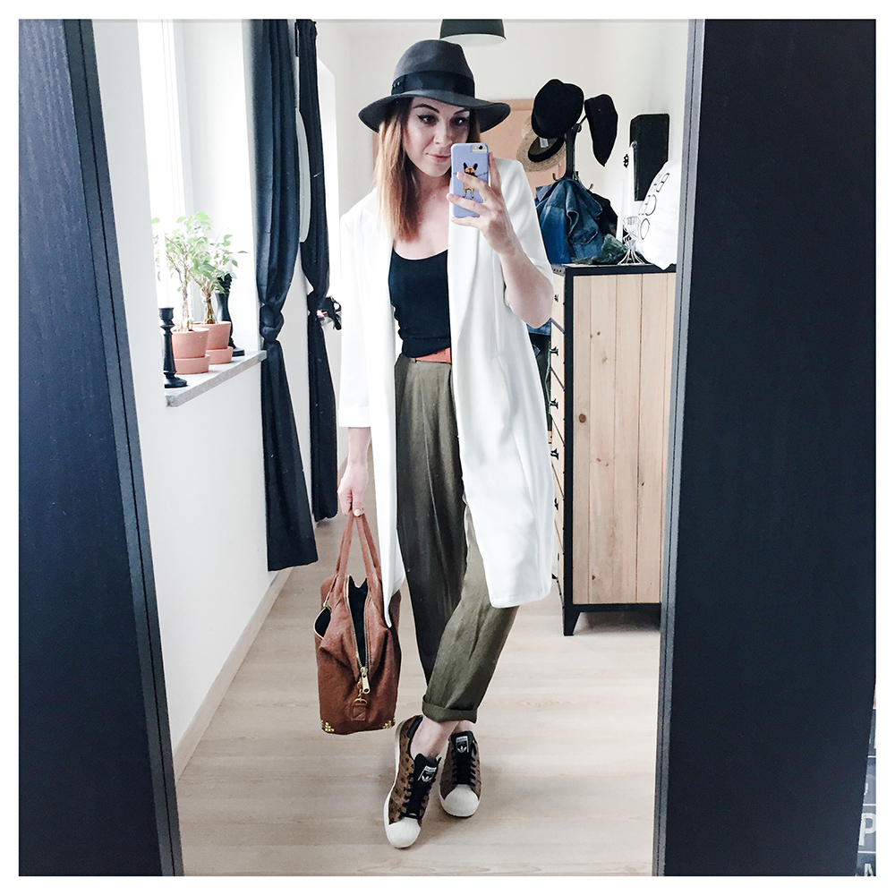 who is mocca, modeblog, fashionblog, austrianblogger, german fashionblogger, lookbook, streetstyle innsbruck, casual looks, bürooutfit, whoismocca.me