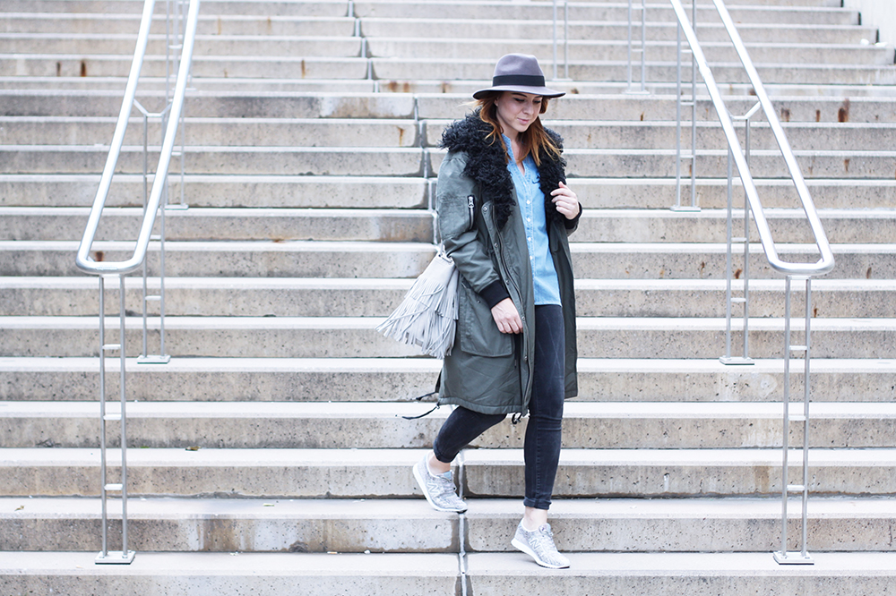 who is mocca, modeblog, fashionblog, parka kombinieren, khaki parka asos, camouflage parka topshop, roter parka tatonka, outfitideen, alltagsoutfits, streetstyle, modeblog österreich, whoismocca.me