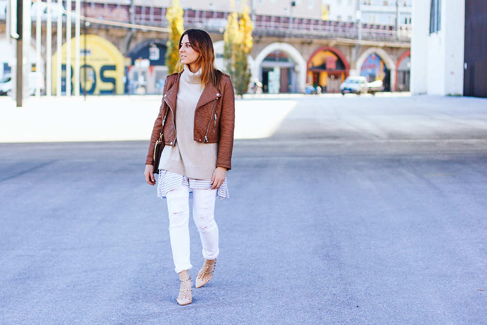 who is mocca, fashionblogger austria, white boyfriend jeans, valentino rockstud pumps, layering, chloe faye, whoismocca.me