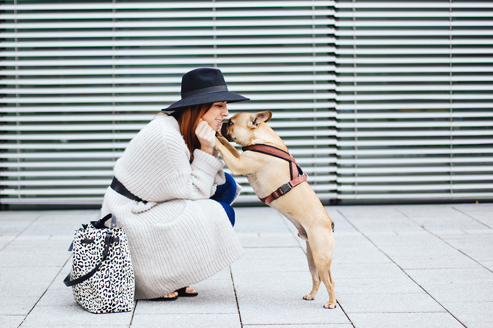 who is mocca, modeblogger, fashionblogger, oversize cardigan, outfit strick, high heels just fab, skinny jeans outfit, zara, whoismocca.me