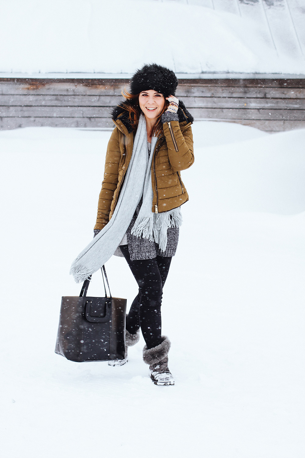 who is mocca, modeblog, fashionblog, influencer, schnee outfit, warme winter boots, gesteppte daunenjacke, winter outfit tirol, streestyle österreich, whoismocca.me