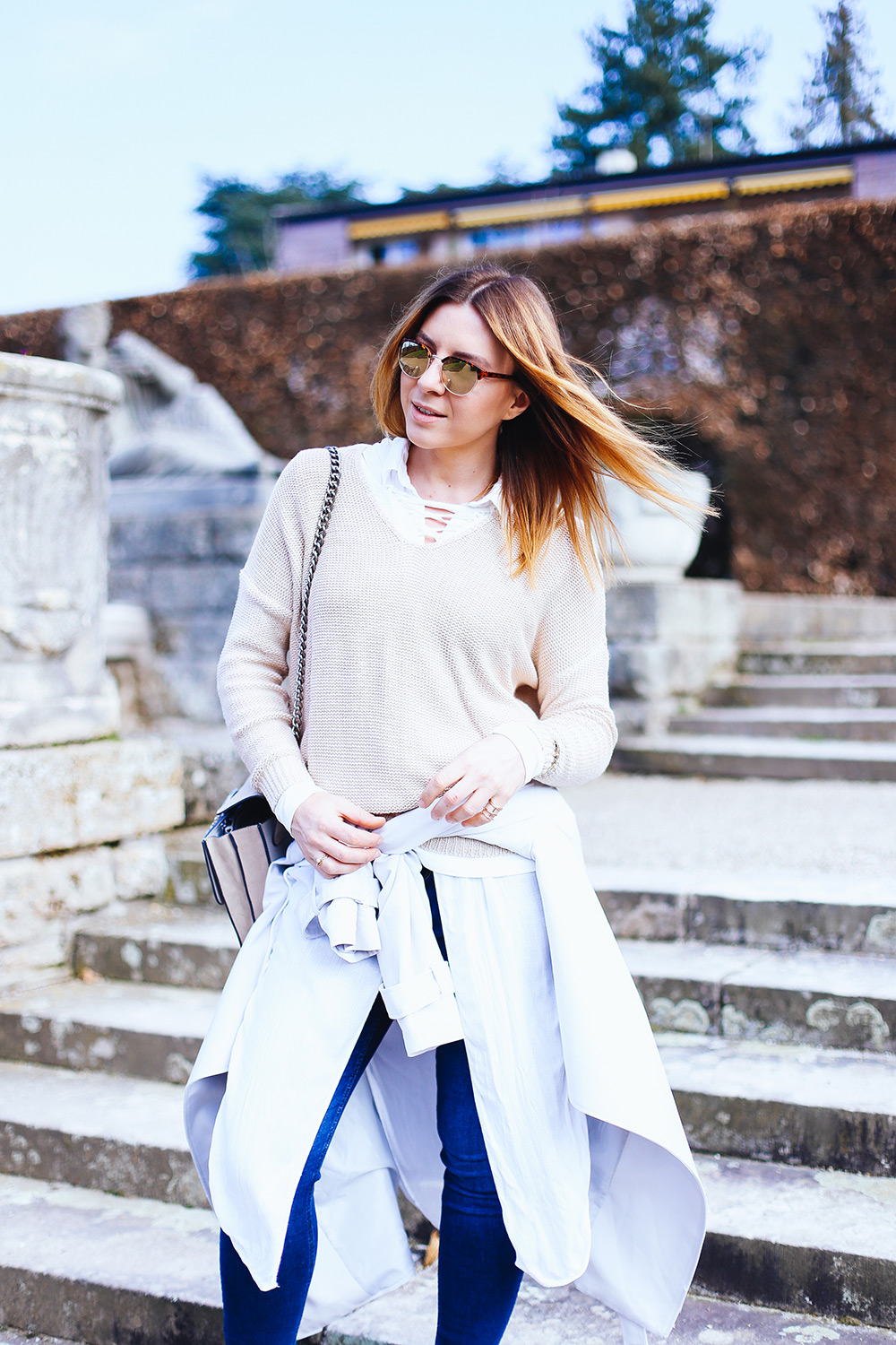 beigen Trenchcoat kombinieren, Skinny Jeans, Orsay Outfit, Valentino Rockstuds, Fashion Blog, whoismocca.me