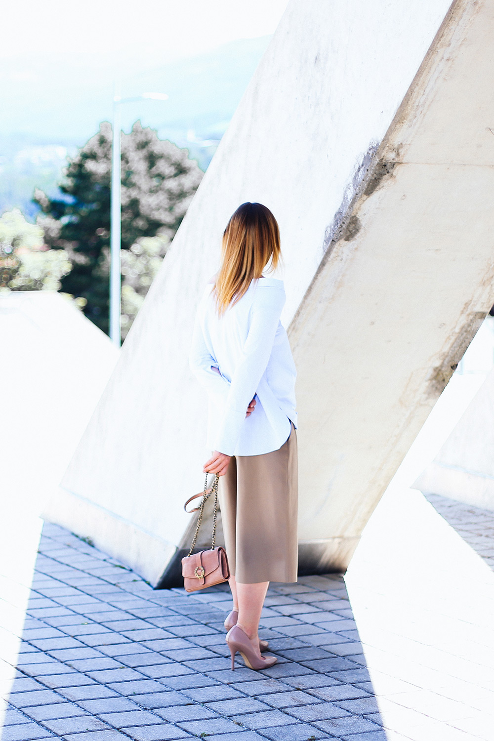 9-to-5 Office und After Work Outfit im Sommer, Culotte, Pumps, Clutch von Zara, Streetstyle, Modeblog, Fashion Blog, whoismocca.me