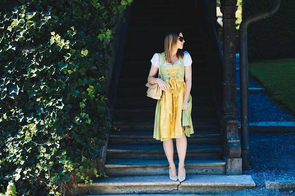 Oktoberfest Styling Tipps, Dirndl-Dekolleté, Dirndl Schuhe, Dirndl No-Gos, gelbes Dirndl, grünes Dirndl, Fashion Magazin, Fashion Blog, Modeblog, whoismocca.me