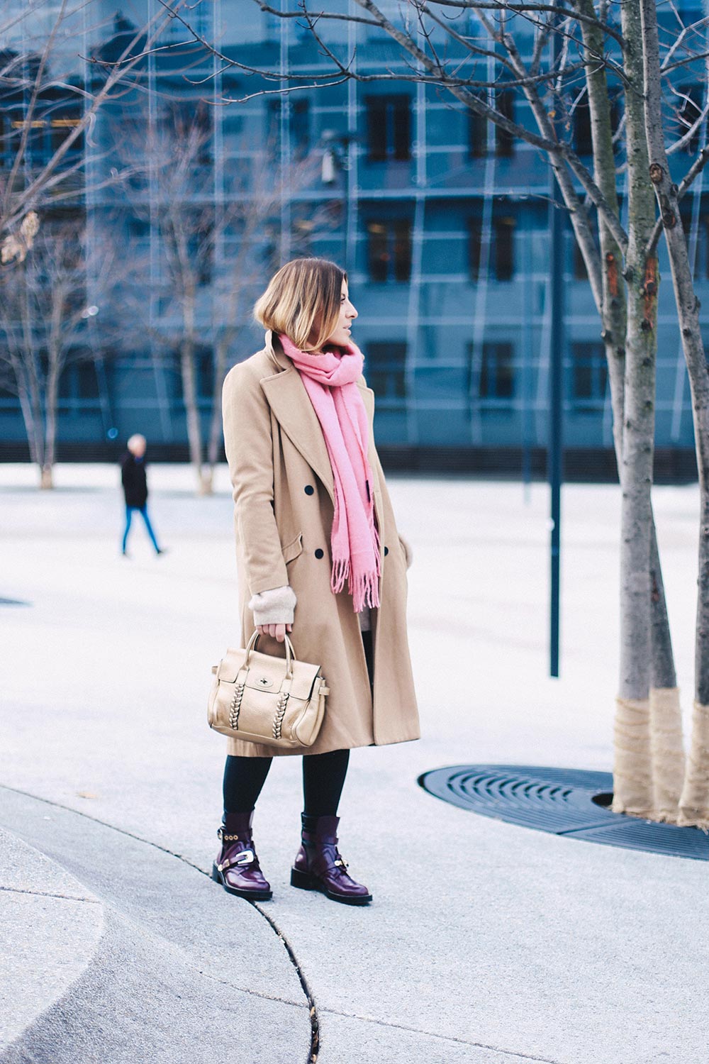 Vintage Designer Taschen, Balenciaga Cut-Out Boots, Camel Mantel und Mulberry Bayswater Tasche, Winter Outfit, Streetstyle, Innsbruck, Pink Outfit, Fashion Blog, Modeblog, Style Blog, Outfit Blog, whoismocca.me