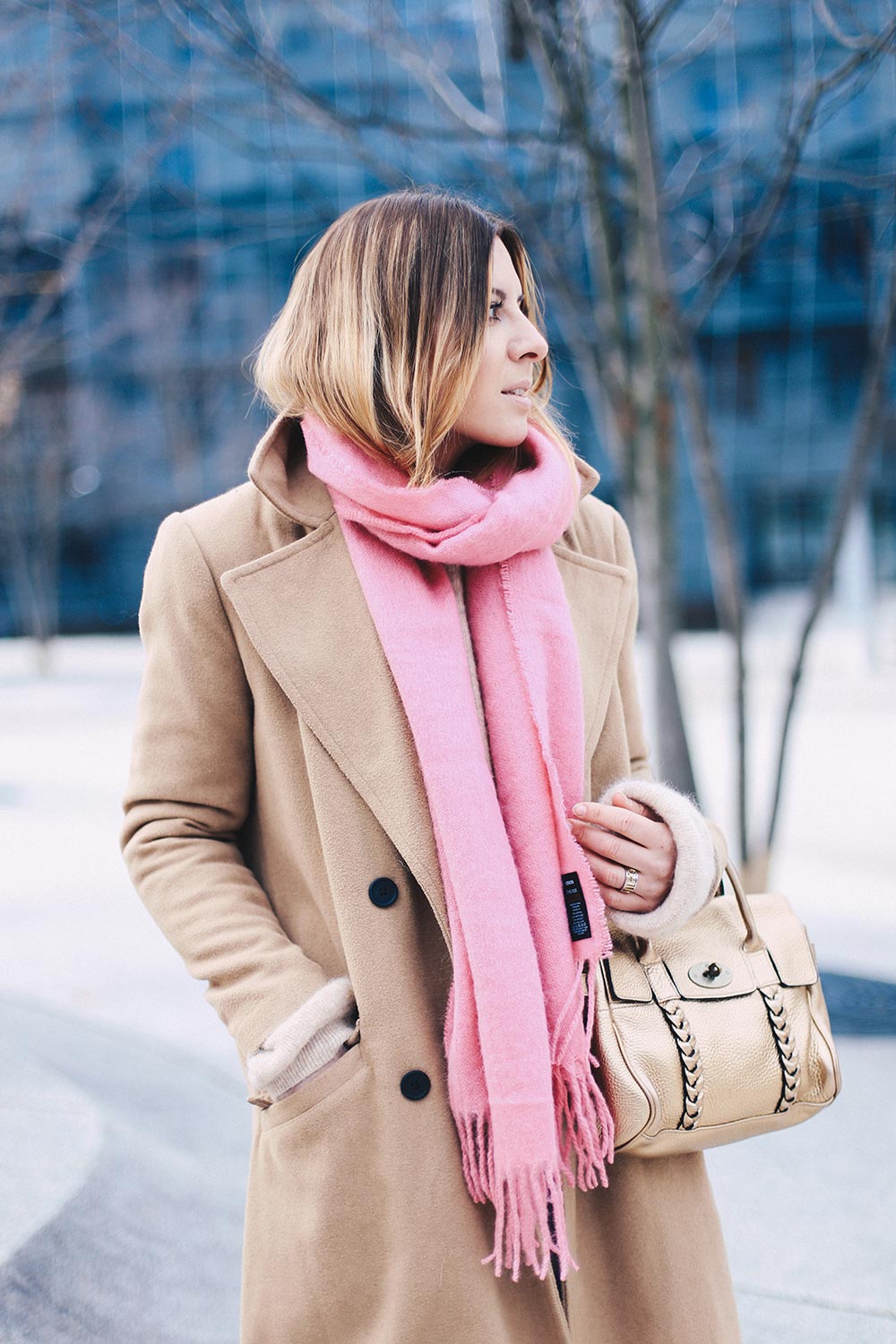 Balenciaga Cut-Out Boots, Camel Mantel und Mulberry Bayswater Tasche, Winter Outfit, Streetstyle, Innsbruck, Pink Outfit, Fashion Blog, Modeblog, Style Blog, Outfit Blog, whoismocca.me