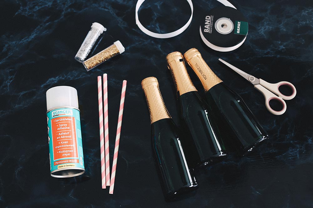 Last-Minute Silvester Idee, Glitter Champagne Bottles, DIY, Interiorblog, New Years Eve, whoismocca.me