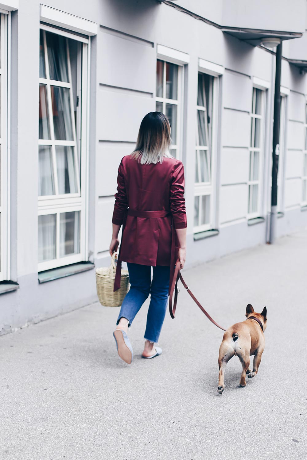 Casual Blazer Outfit mit Jane Birkin Basket und Denim Slippers, Jane Birkin Basket stylen und shoppen, Style Blog, Modeblog, Outfit Blog, Streetstyle 2017, Blazer Outfit, www.whoismocca.me