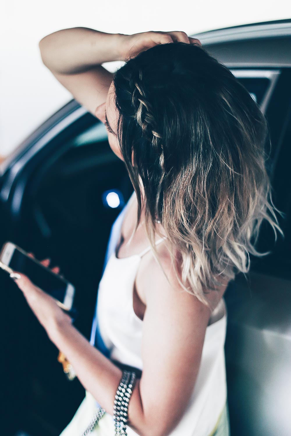 Batiste Trockenshampoo Styling, Erfahrungsbericht, Anwendung, Easy Fresh Up nach dem Sport, Flechtfrisur Long Bob, Sommer Frisur Bob, Trockenshampoo Styling, Beauty Blog, www.whoismocca.me