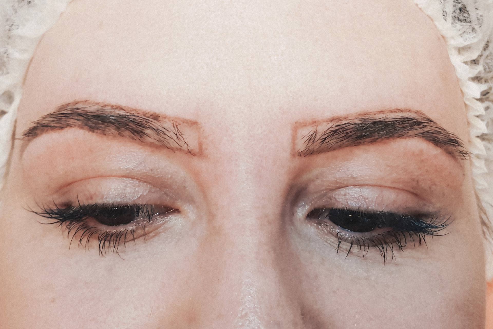 Was ist Microblading, Erfahrungen, Erfahrungsbericht, Vorher-Nachher, Natürliche Augenbrauen, Perfekte Augenbrauen, goldener Schnitt, Permanent Make-Up, Beauty Blog, whoismocca.me