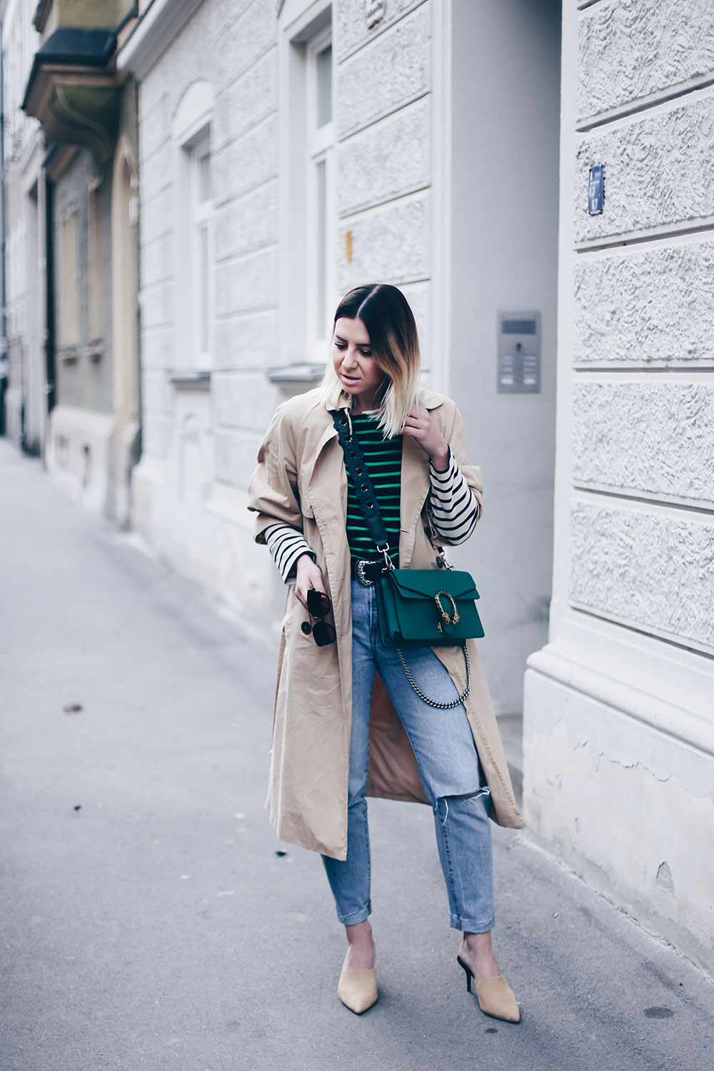 Bold Stripes Trend, How to wear, Streifen Trend, Streetstyle, Modeblog, Frühlings Trends, Fashion Blog, Trenchcoat mit Schleifen, Zara Mules, Gucci Dionysus in Grün, Outfit Blog, Style Blog, www.whoismocca.me