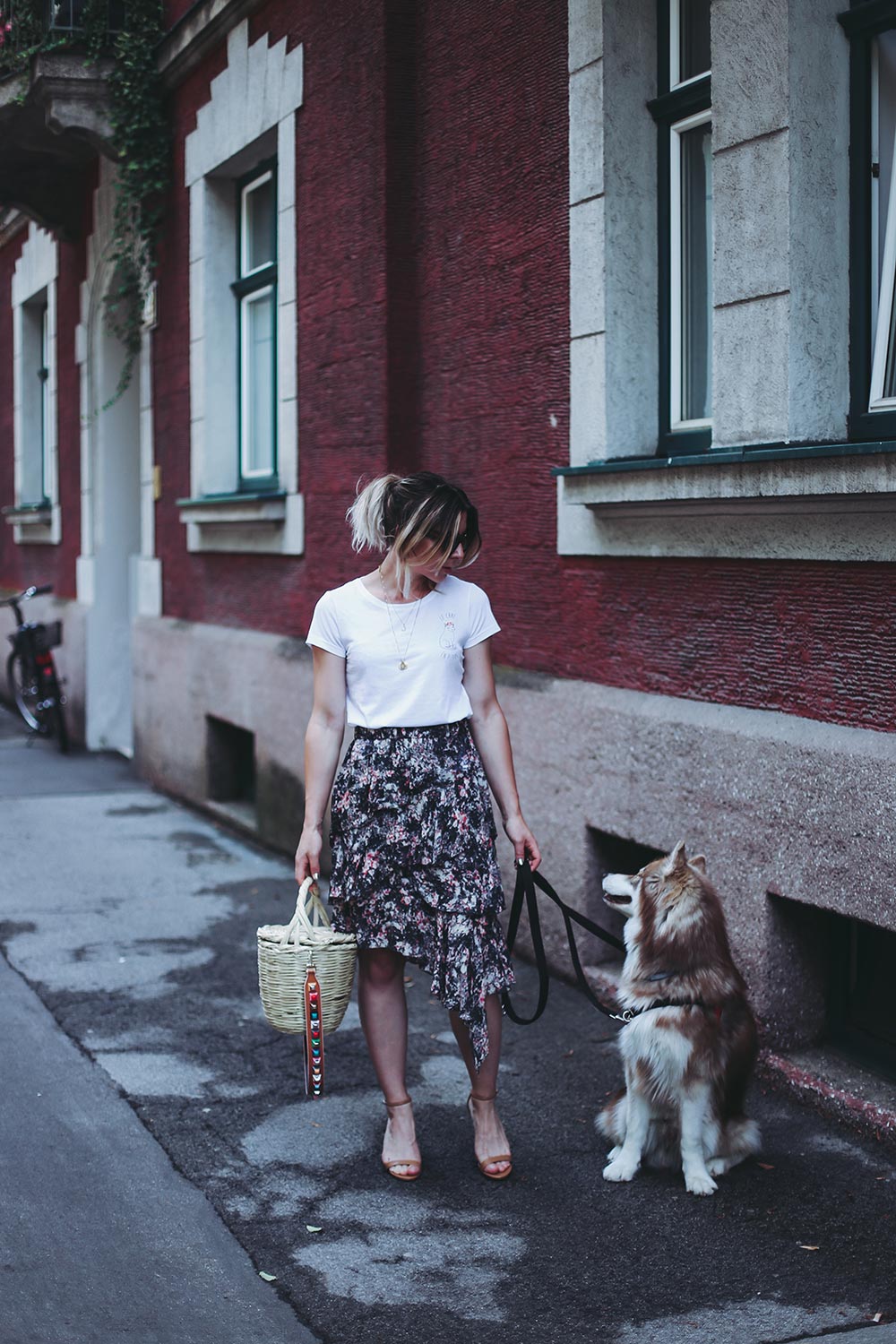 Summer Essential, Isabel Marant Etoile Print Rock, Volantrock kombinieren, Jane Birkin Basket, Strap You Guitar Strap, Fashion Blogger, Modeblog, Style Blog, Outfit Blog, Streetstyle, Innsbruck, Tirol Blogger, www.whoismocca.me