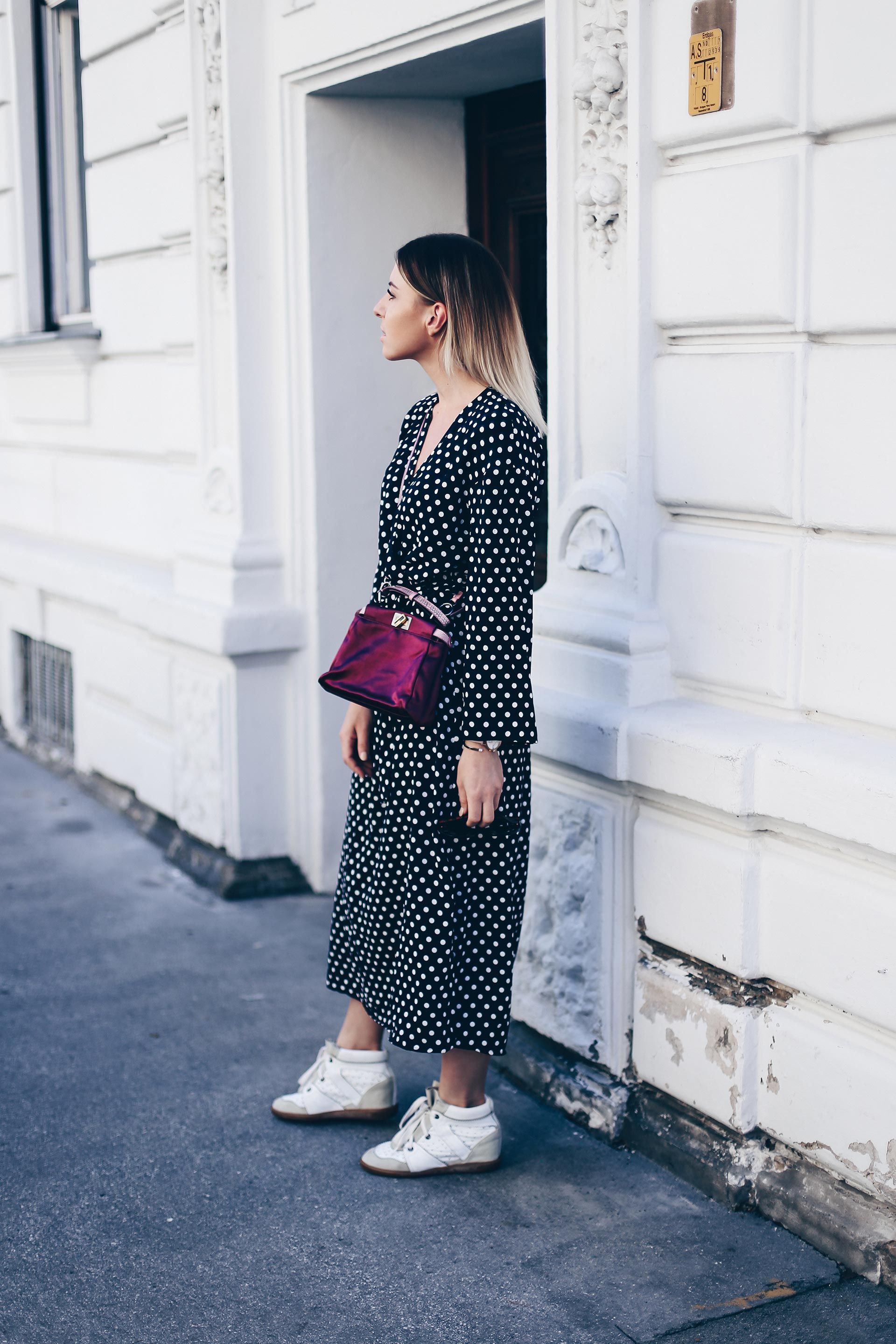 Polka Dots Kleid stylen, Herbst Trends, Sneaker Wedges Isabel Marant, Fendi Peekaboo Bag, Streetstyle, Outfit Ideen, Fashion Blog, Modeblog, Outfit Blog, www.whoismocca.me