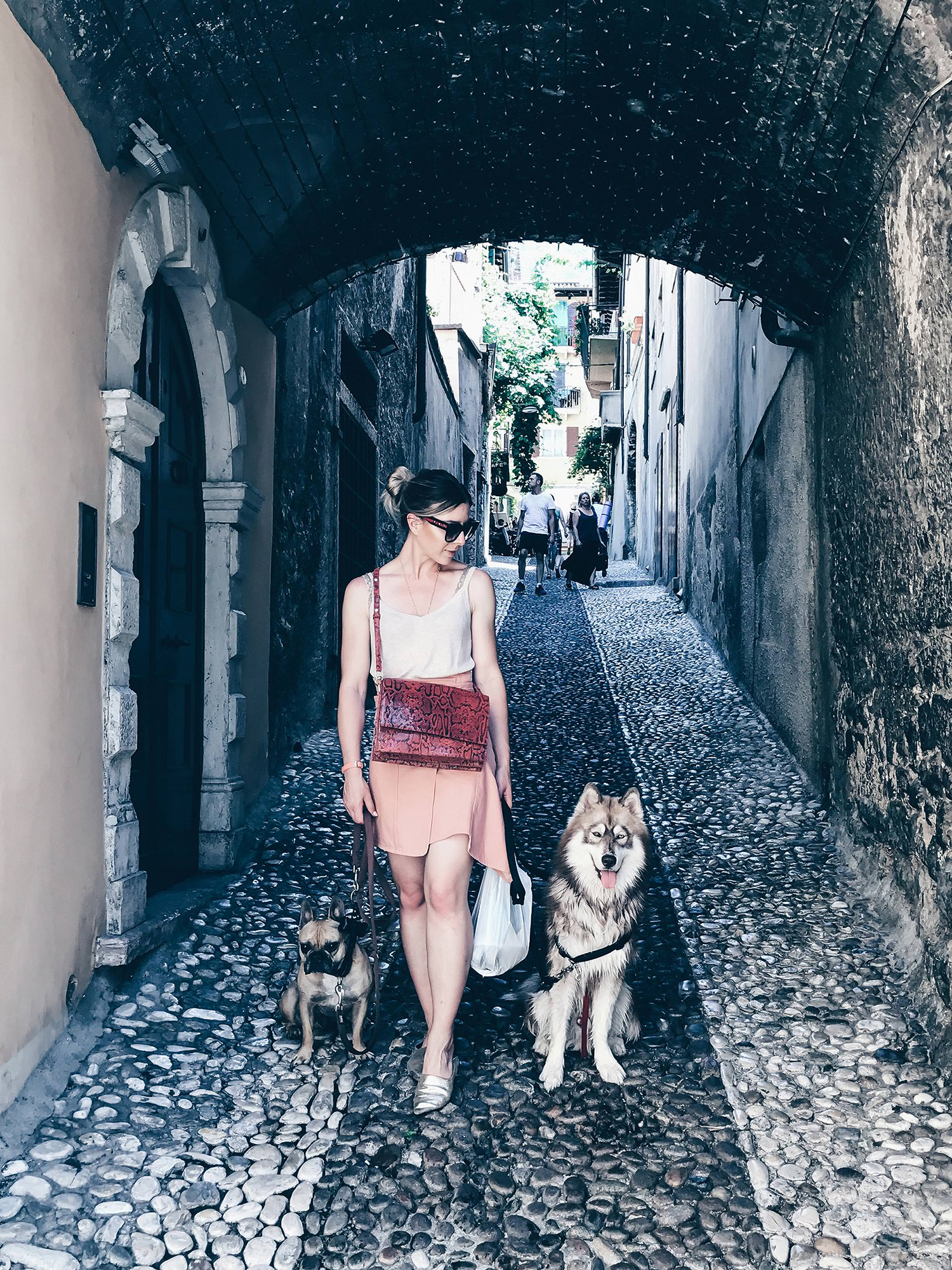 Urlaub mit Hund am Gardasee, Reise Tipps, Reiseblog Tipps, Hotels mit Hund, Restaurants, Torri del Benaco, Malcesine, Style Blog, Magazin, www.whoismocca.me