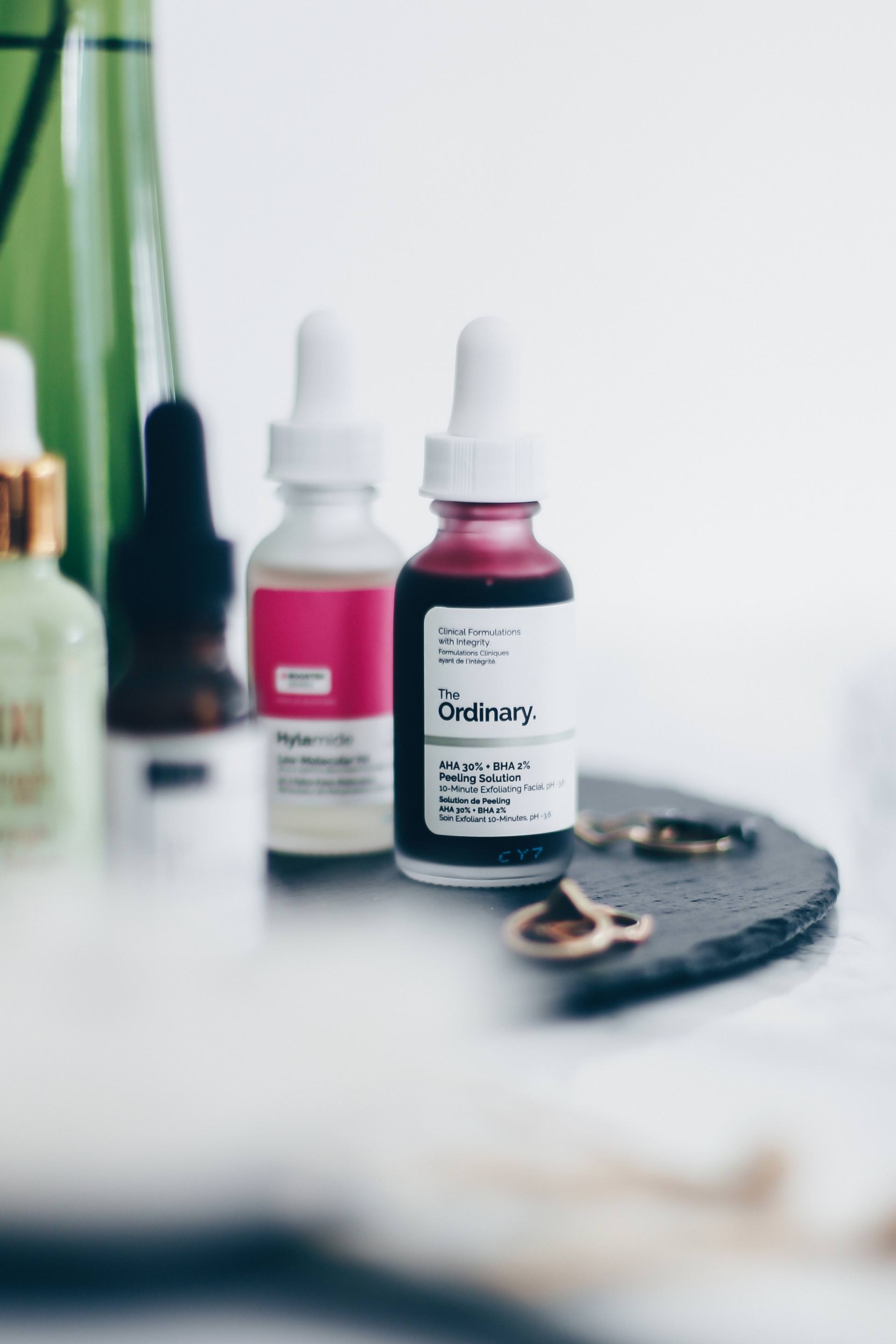 Beauty Favoriten, Must-haves, Pixi Overnight Glow Serum, Hylamide Low-Molecular HA Booster Serum, Vitamin C Booster, The Ordinary AHA BHA Peeling-Lösung, Egyptian Magic Creme, NIOD Lippenkonzentrat, Beauty Blog, Beauty Favoriten, www.whoismocca.me