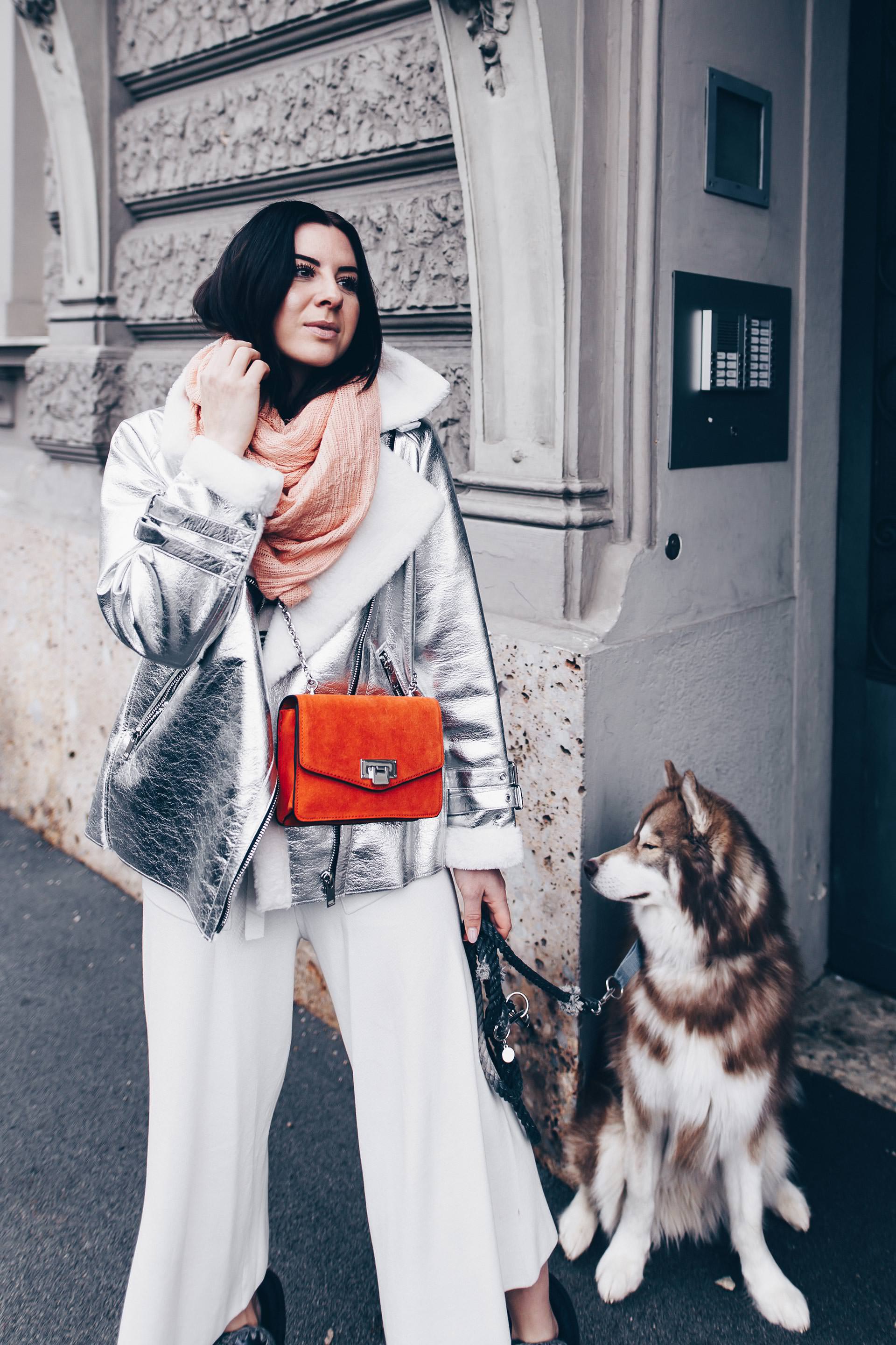 Winter Outfit mit Culotte stylen, Culotte im Winter tragen und kombinieren, Outfit mit MOU Boots, Outfit mit Pilotenjacke, orange Tasche, Outfit Idee, Fashion Blog, Modeblog, Outfits Blog, www.whoismocca.me