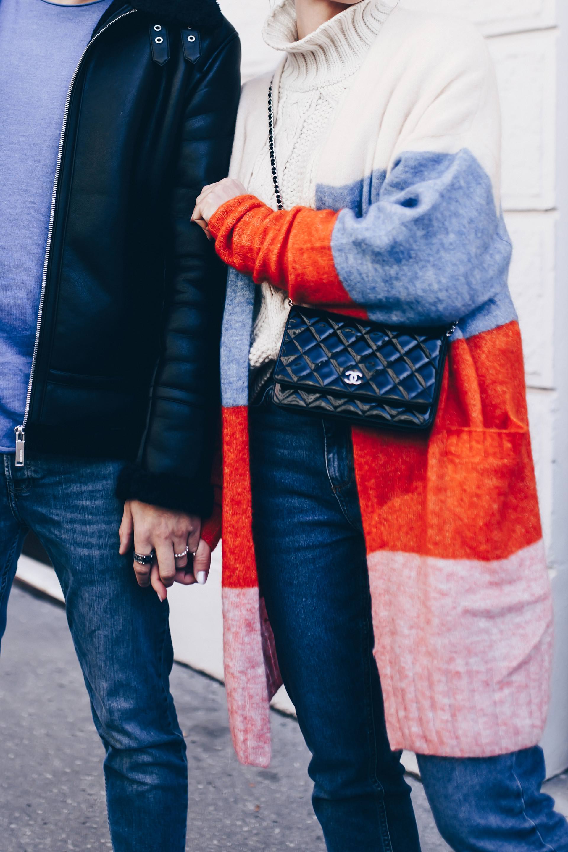 Pärchen Outfit mit Pantone Farbtrends 2018, Streetstyles, Übergangsoutfits, Cardigan und Strickpullover, Männerblog, Fashion Blog, Chanel Wallet on Chain, Modeblog, www.whoismocca.me