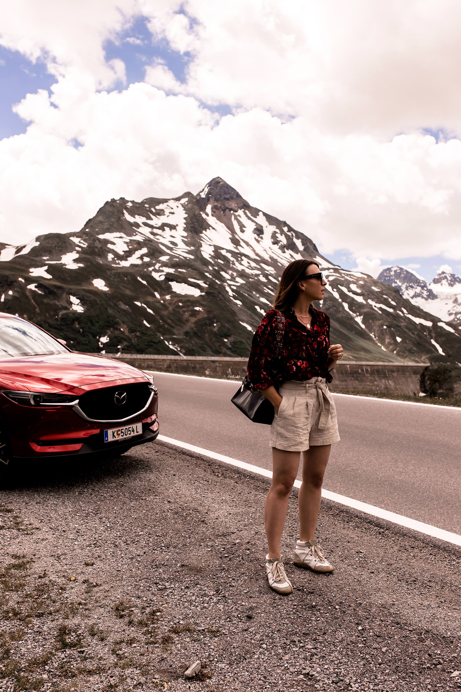 Anzeige, Mazda Routes 2018, Roadtrip durch Vorarlberg in Österreich, Silvretta Hochalpenstraße, Casalpin Chalets in Brand, Brandnertal, Feriendorf, Ferienhütte, Reise Tipps für Vorarlberg, Reiseblogger, Lifestyle Blogazine, www.whoismocca.me #mazdaroutes2018 #roadtrip #chalets #reiseblogger #mazda #vorarlberg #silvretta