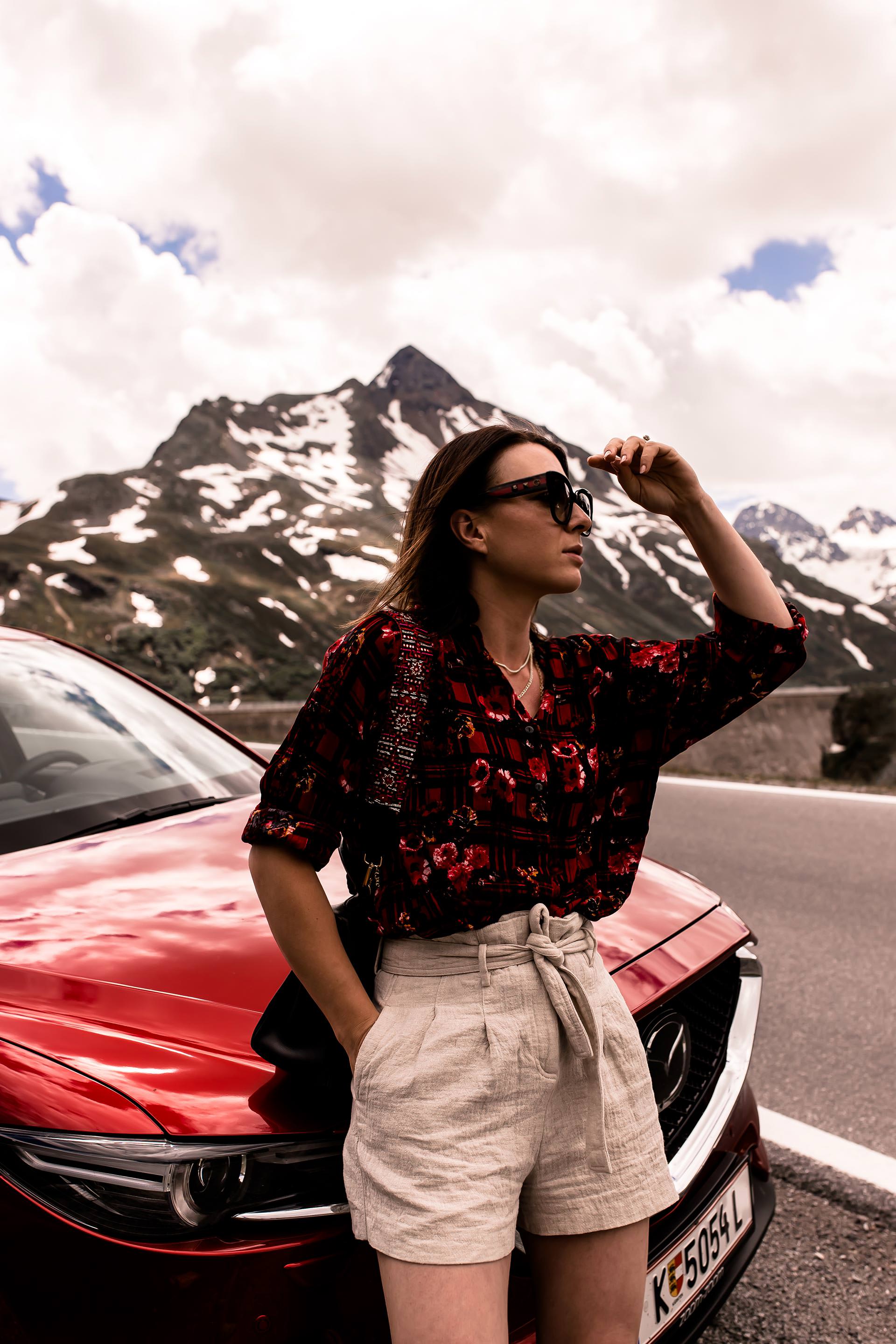 Anzeige, Mazda Routes 2018, Roadtrip durch Vorarlberg in Österreich, Silvretta Hochalpenstraße, Casalpin Chalets in Brand, Brandnertal, Feriendorf, Ferienhütte, Reise Tipps für Vorarlberg, Reiseblogger, Lifestyle Blogazine, www.whoismocca.me #mazdaroutes2018 #roadtrip #chalets #reiseblogger #mazda #vorarlberg #silvretta