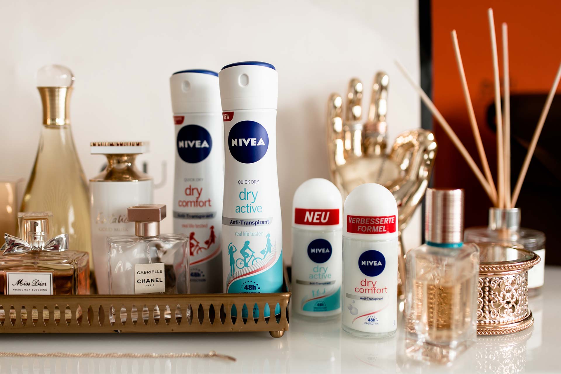 Anzeige, Nivea Dry Active und Comfort Deos im Real Life Test, #NiveaDryRealLifeChallenge, Erfahrungsbericht, #reallifetested, Nivea Dry Comfort, Nivea Dry Active, Deos im Test, Deo Spray, Deo Roll-On, 48 h Schutz für Job und Alltag, #beautyblogger, #beautytipps #summer #beauty www.whoismocca.me