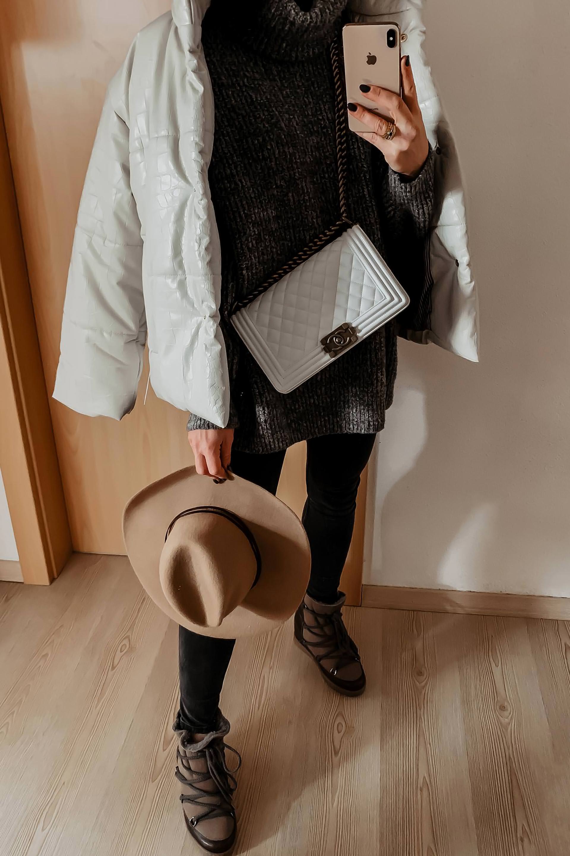 enthält unbeauftragte Werbung. Editor's Picks, winter 2018/19 mode, Modeblog, trendreport, winter trends 2018/19, was ist im winter 2018 modern, capsule wardrobe winter 2018, Alltagsoutfits, outfit im winter, Chanel boy bag, isabel marant nowles boots, nanushka jacke, Mode Tipps, Wintertrends, www.whoismocca.me, #modetrends #wintertrends #outfit #editorspicks #chanel #isabelmarant #nanushka