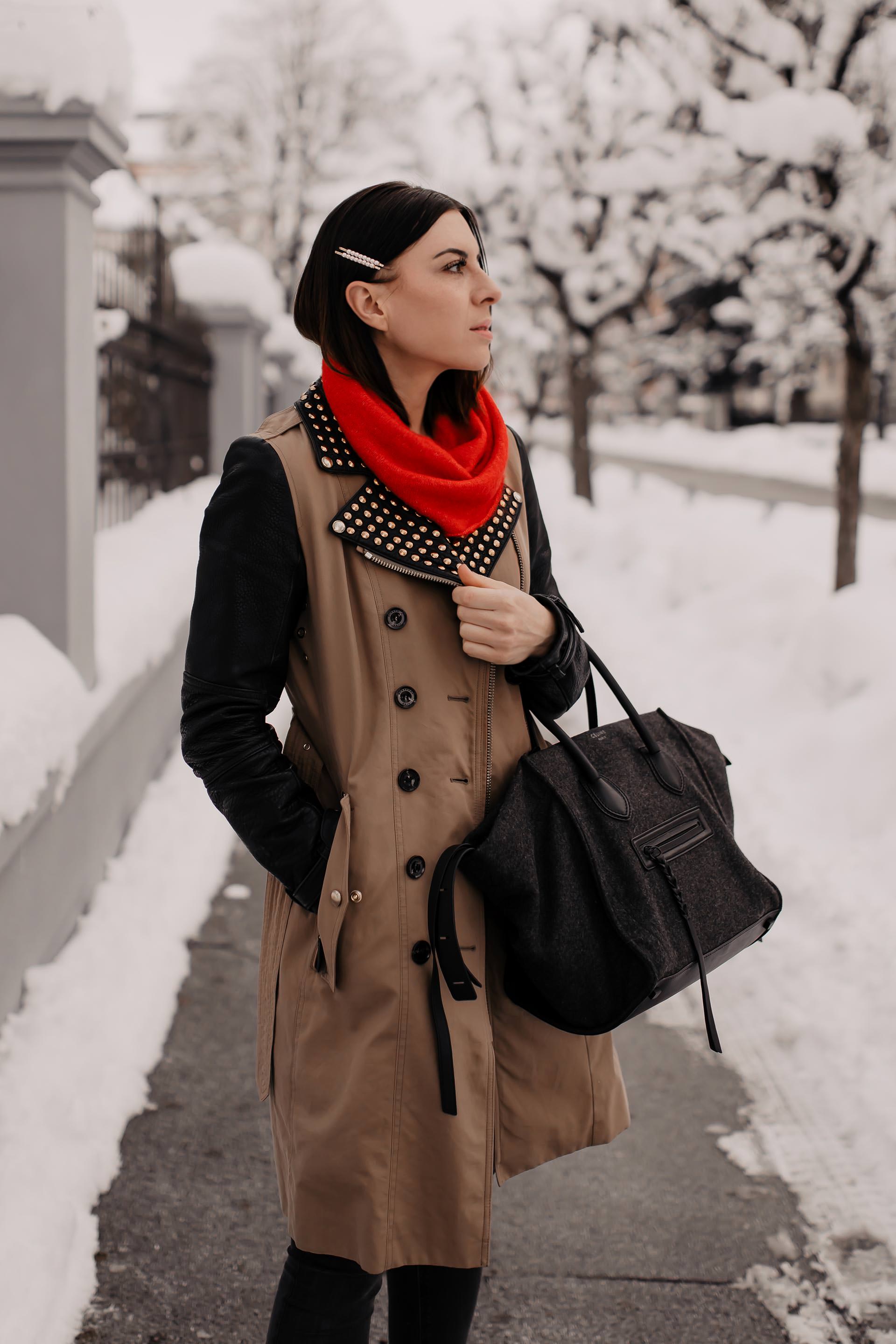 enthält unbeauftragte Werbung // burberry trenchcoat second hand günstig kaufen, burberry mantel mit lederärmeln, trenchcoat im winter, Trenchcoat kombinieren, trenchcoat mit lederärmel, Winter Outfit, Isabel Marant Nowles Boots, Haarspange mit perlen, roter rollkragenpullover, Streetstyle, Winter Trends, Modetrends 2019, outfit für jeden tag, wardrobe essentials, Modeblogger, www.whoismocca.me #burberry #trenchcoat #winteroutfit #streetstyle #winterboots #secondhand