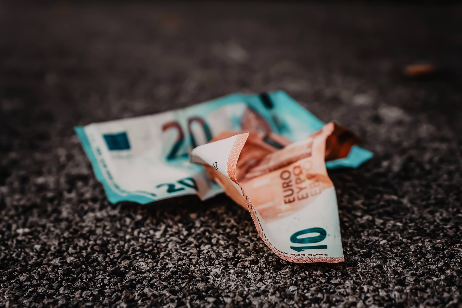 enthält unbeauftragte Werbung. geld sparen im alltag, sparsam im alltag, kosten im alltag sparen, kosten im alltag senken, welche kosten fallen im alltag an, Haushaltsrechnung vorlage, Haushaltsrechnung erstellen, wie kann ich im alltag sparen, wie kann ich geld sparen, Geld sparen tipps, geld sparen haushalt, Haushaltsplan erstellen, Karriere Blog, www.whoismocca.me #geld #sparsam #checkliste #haushaltsrechnung #anleitung #geldsparen