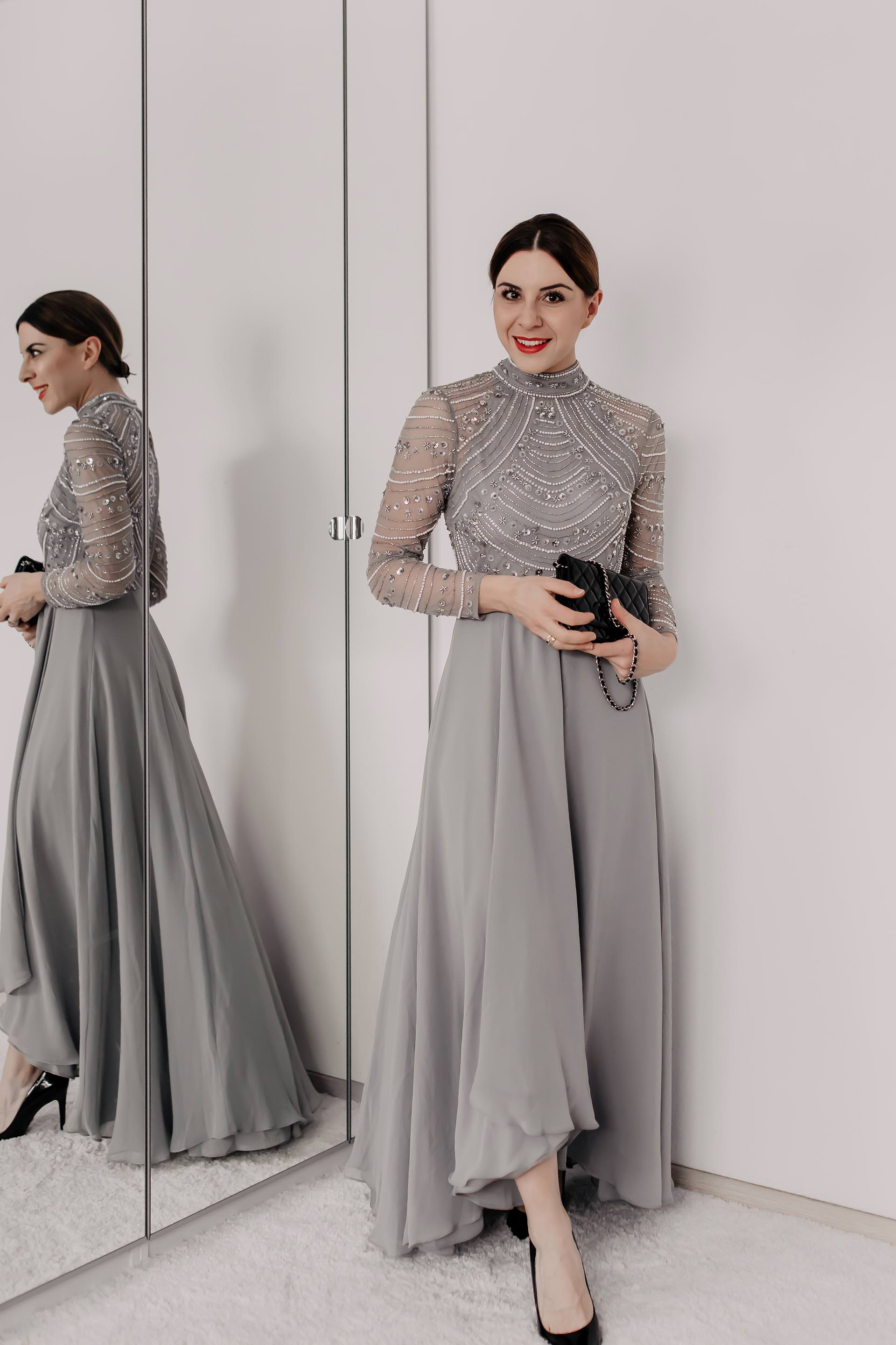 Ball Outfits // enthält unbeauftragte Werbung // Was ziehe ich zum Ball an, festliche ballkleider, festliches outfit, outfit für ball, festliche Garderobe für damen, Abendgarderobe, lange ballkleider mit rückenausschnitt, lange ballkleider mit glitzer, styling tipps, figurbetontes abendkleid in rot, Abendkleid mit Perlen bestickt, abendkleid mit tiefem ausschnitt, extravagantes abendkleid, multiway kleid binden, multiway abendkleider, www.whoismocca.me #ballkleider #abendgarderobe #balloutfit #dresscode #lookbook #howtowear