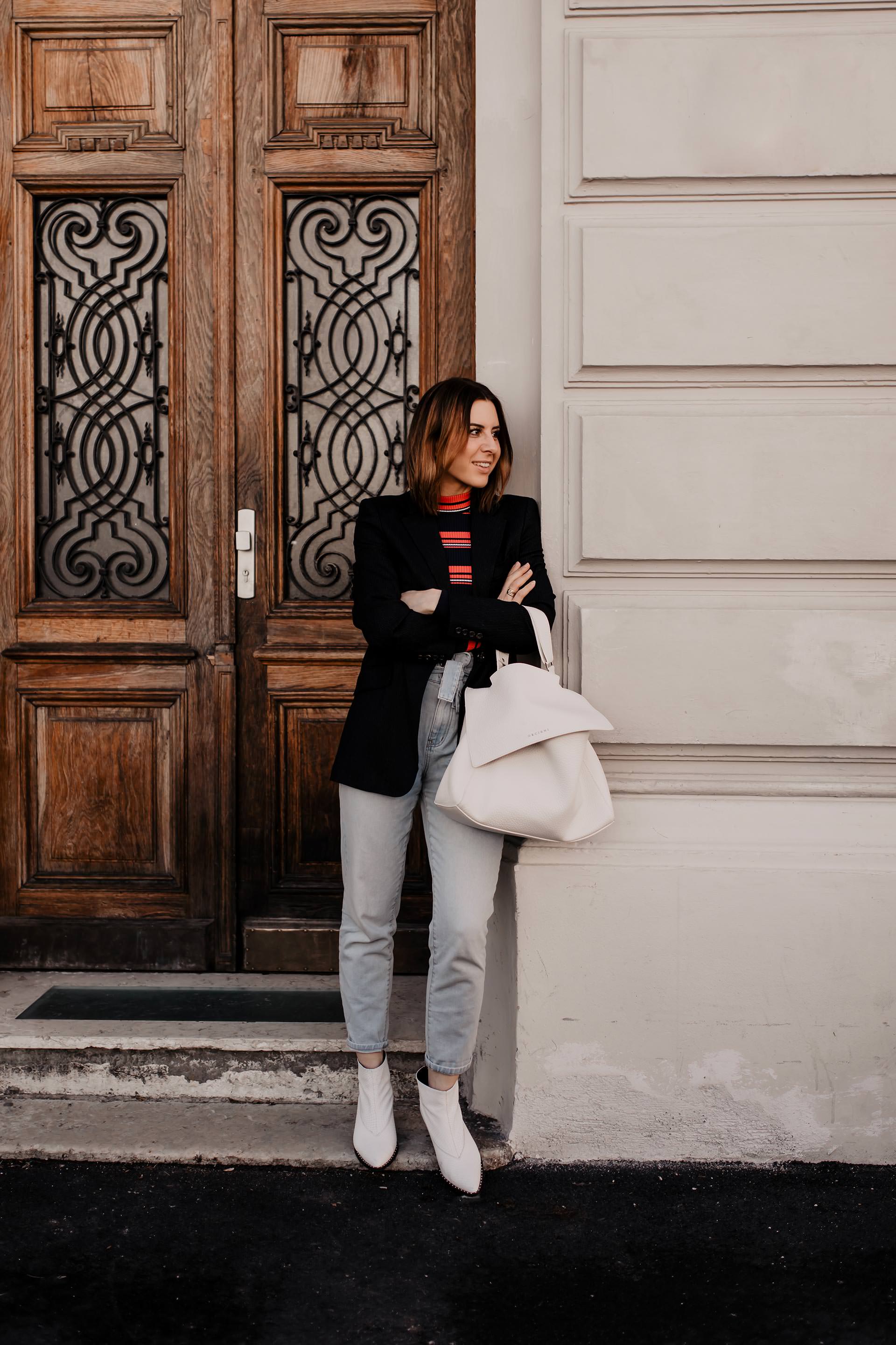 Werbung // Paperbag Hose stylen, eBay Fashion, Statement Stripes, Bold Stripes, Modetrends 2019, Frühlingsoutfit, Paperbag jeans, gestreifter pullover, bold stripes trend, streifen kombinieren, gestreiften pullover kombinieren, Mode Tipps, www.whoismocca.me #boldstripes #modetrends #frühlingstrends #statementstripes #eBayFashion