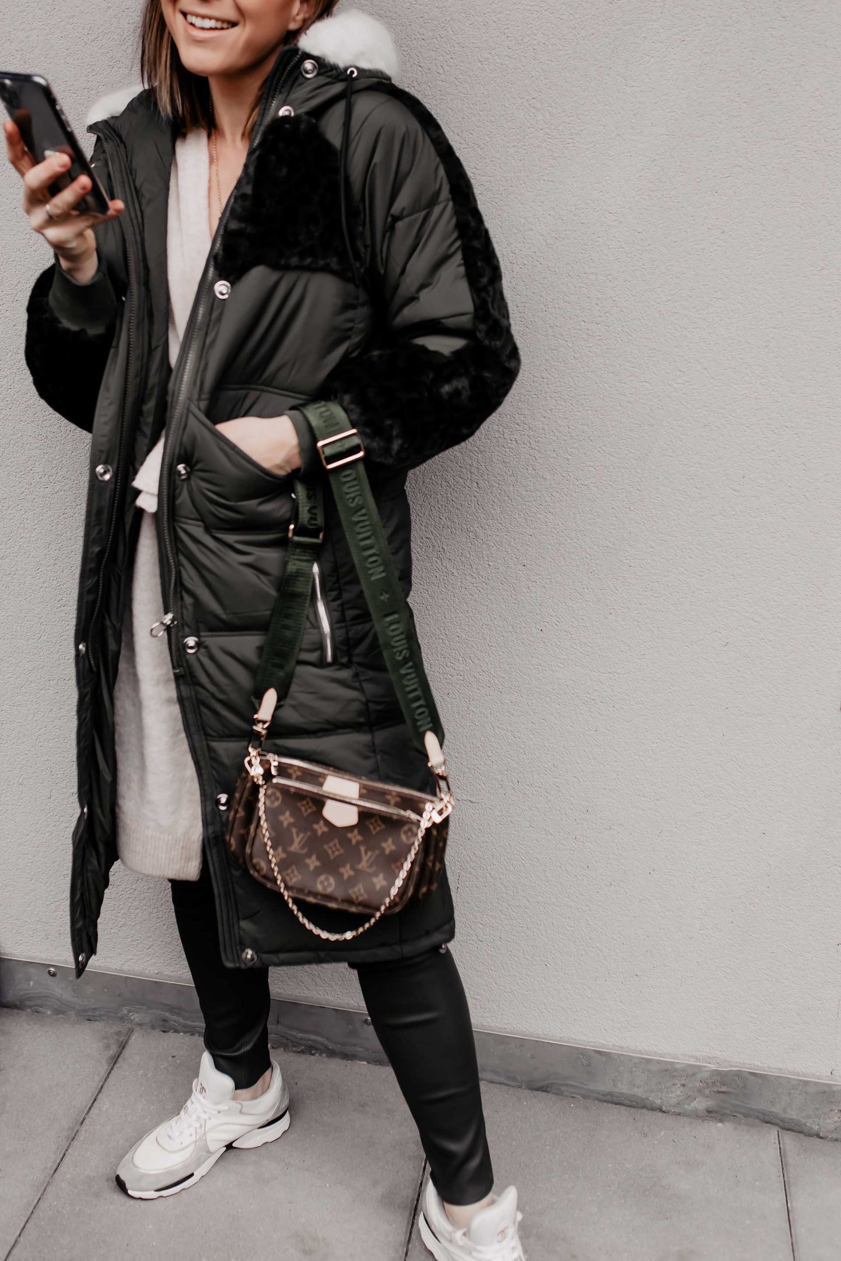 Du willst die schönsten Trends der Wintermode 2019/20 entdecken? Auf meinem Fashion Blog zeige ich dir die aktuellen Wintertrends mit passenden Outfits für kalte Tage. Ich beantworte dir die Was ist im Winter modern Frage und habe on top noch die passenden Shopping-Tipps für dich. www.whoismocca.me #wintertrends #wintermode #modetrends