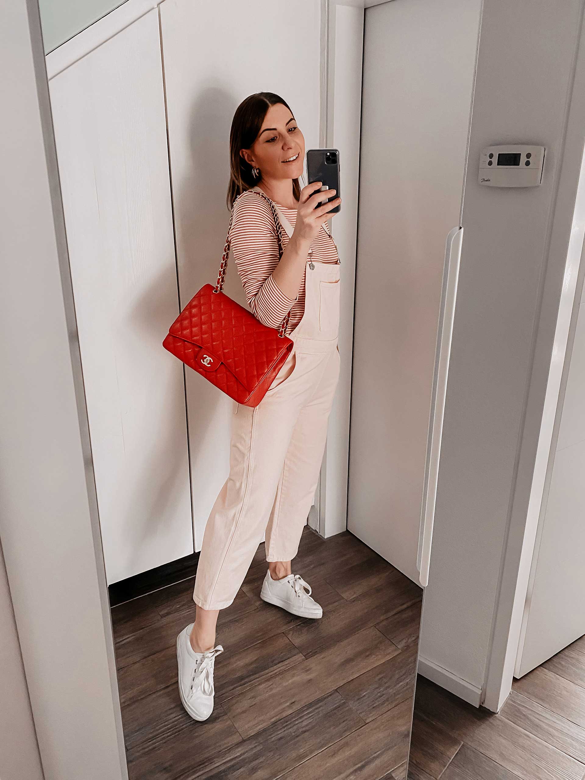 Was ziehe ich im Frühling an? Von Montag bis Freitag habe ich täglich einen neuen Look für dich, doch eines haben sie alle gemeinsam: Sie sind stets bequem und chic zugleich! www.whoismocca.me #frühlingsoutfit #frühlingstrends