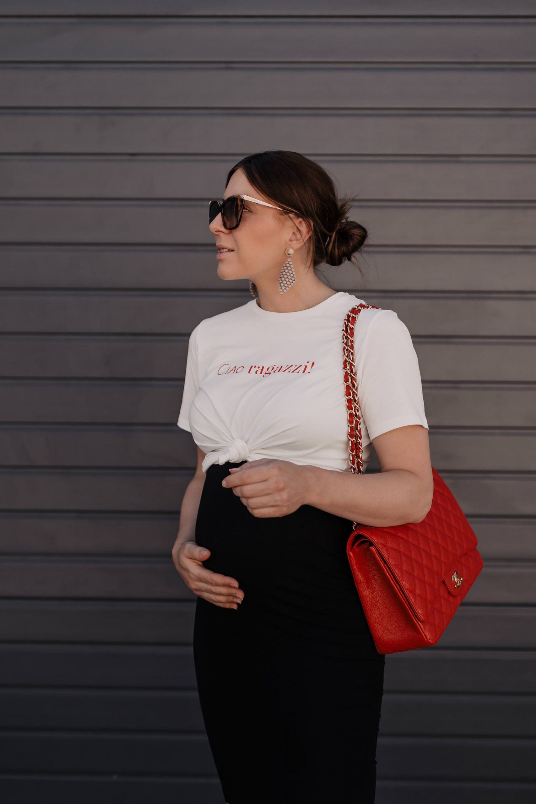 Ohne #Umstandsmode durch den Sommer zu kommen ist gar nicht so schwer! Ich zeige dir mein Lieblingsoutfit im 7. Monat und gebe dir praktische Styling-Tipps. www.whoismocca.me #Schwangerschaftsoutfit #stylethebump