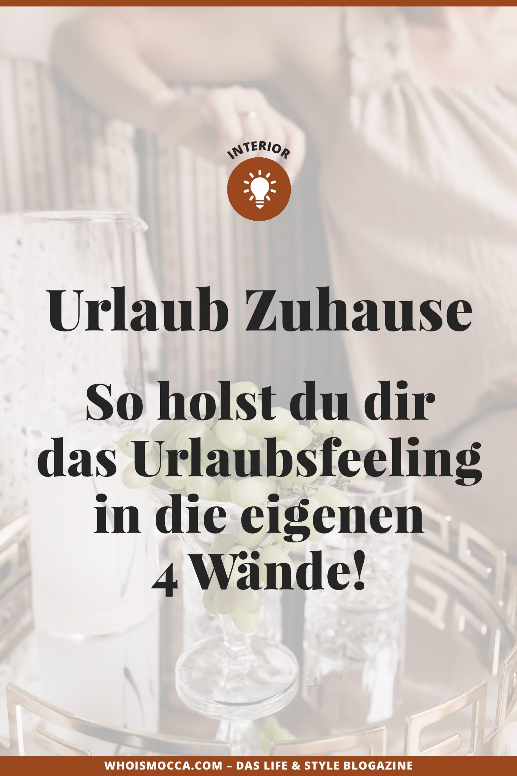 Gerade jetzt, wo sich alles um Corona und die erschwerte Reisezeit dreht, ist der Urlaub in der Ferne sehr umstritten. Urlaub Zuhause lautet daher das Motto, denn Entspannung kannst du dir nicht nur weit weg von Zuhause gönnen, sondern auch in deinen eigenen 4 Wänden! So kannst du dir den Urlaub ganz einfach nach Hause zaubern: www.whoismocca.me